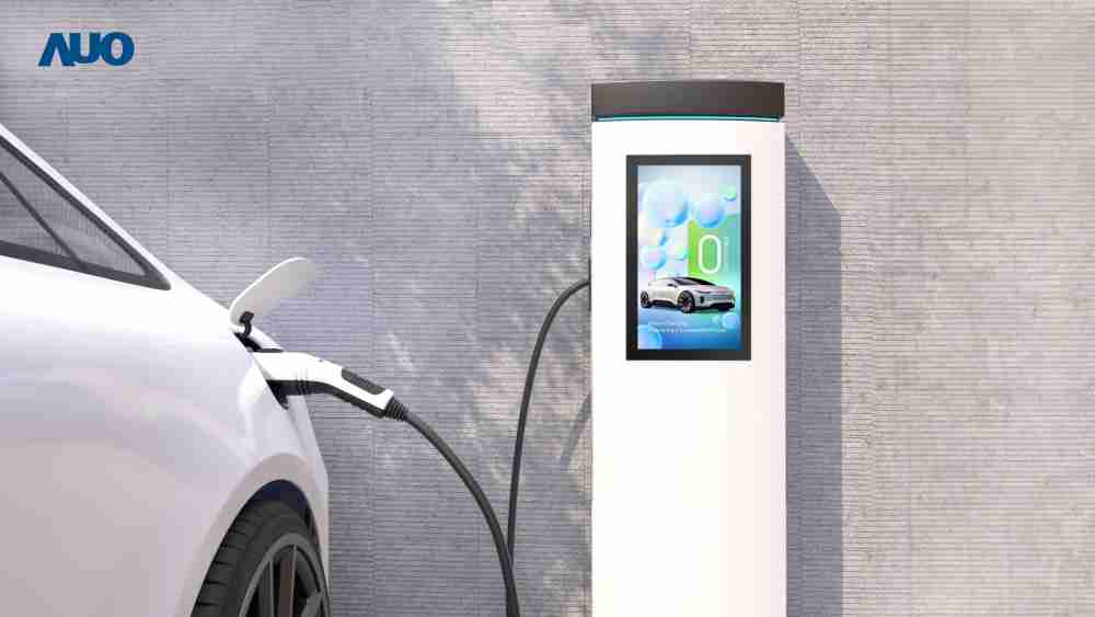 友達〝EVSE車用充電樁解決方案〞專為電動汽車充電樁設計，，，具有高亮度、、克服戶外艱難環境的耐溫、、耐紫外線等特性，，，並搭載散熱性及擴充性強的高效能工業電腦，，，，可實現人機互動訴求，，，如資訊顯示、、、、支付等應用